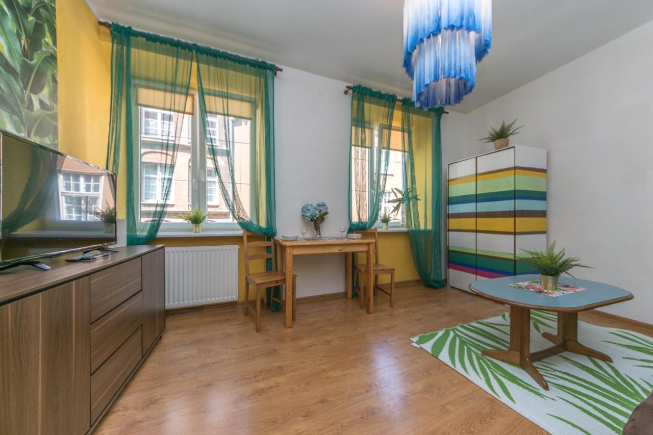 Apartament 14 Przy Ul. Dlugiej Гданск Екстериор снимка